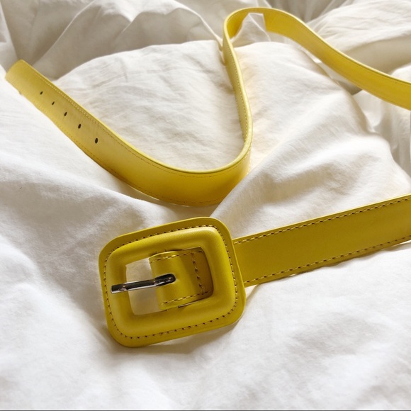 Accessories - 70’s yellow belt